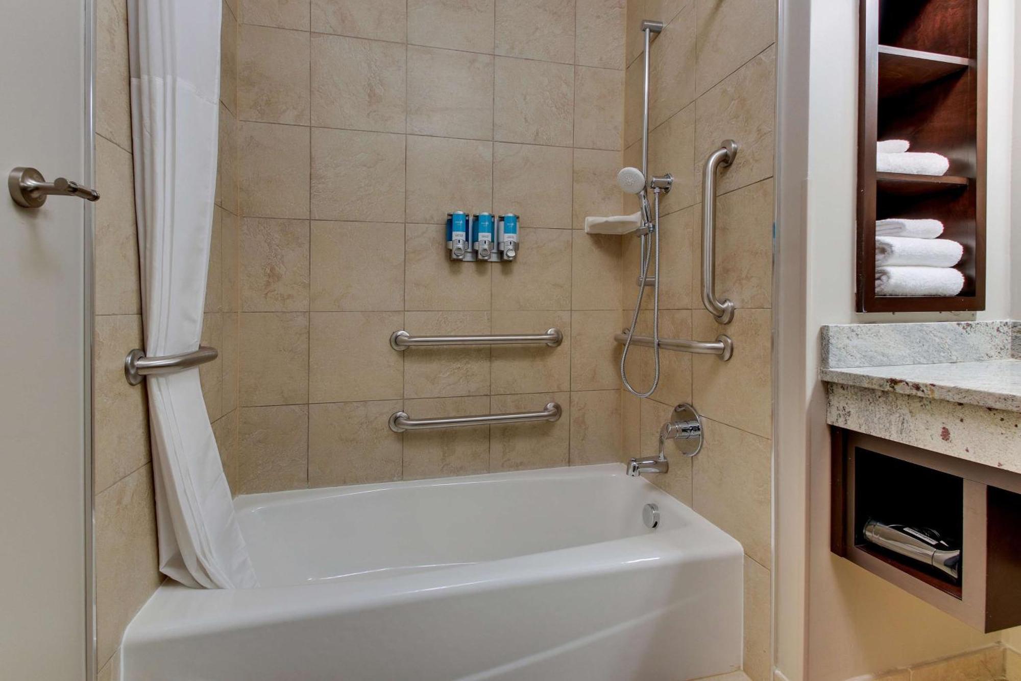 Drury Inn & Suites Columbus Polaris المظهر الخارجي الصورة